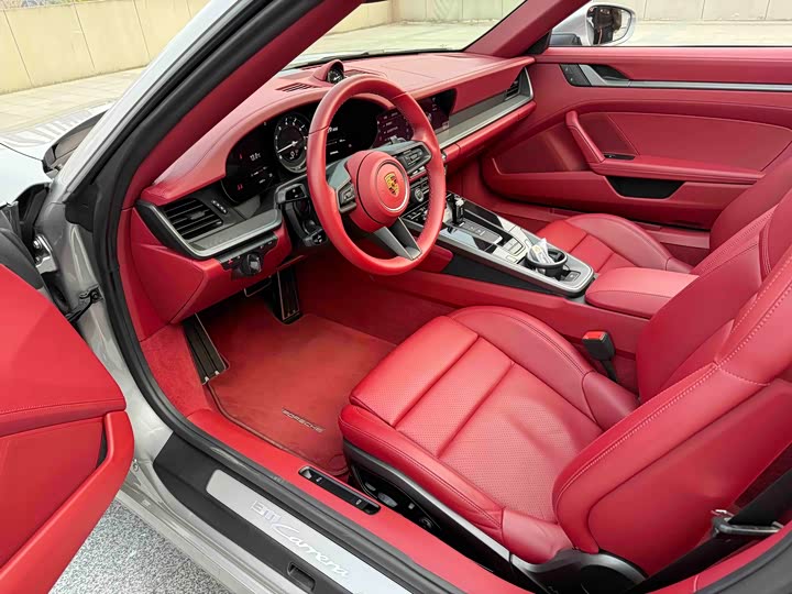 Фото 4 - Porsche 911