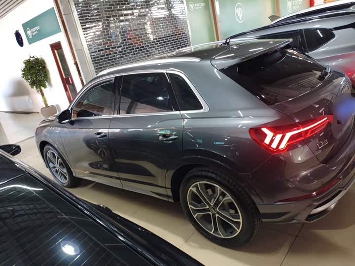 Фото 5 - Audi Q3