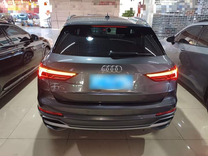 Фото 6 - Audi Q3
