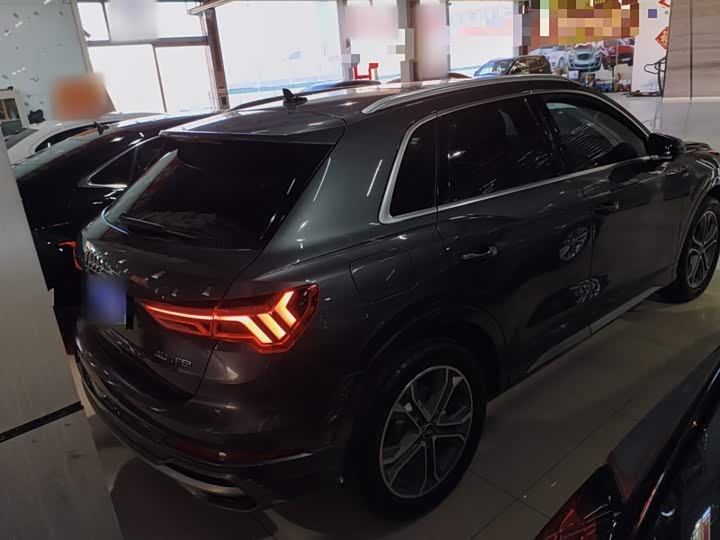 Фото 7 - Audi Q3