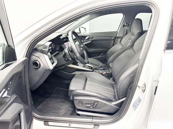 Фото 8 - Audi A3