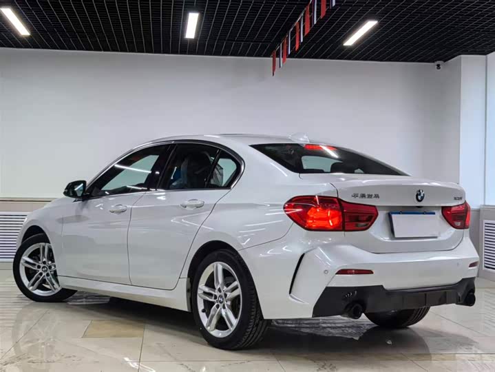 Фото 6 - BMW 1 Series