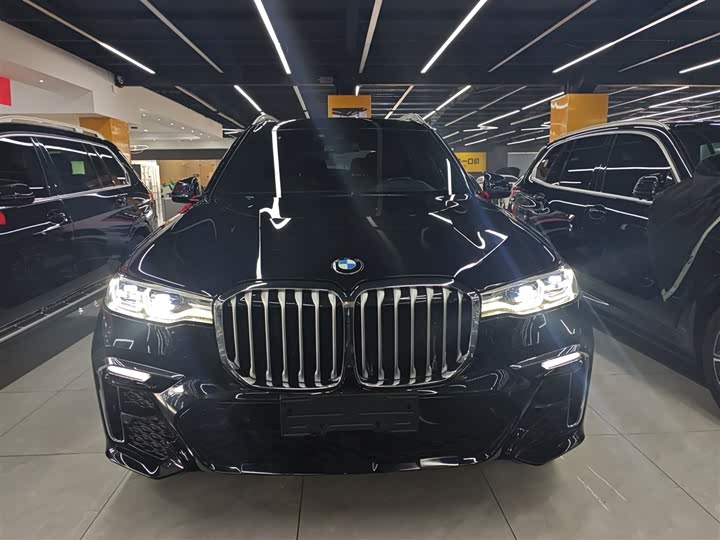Фото 3 - BMW X7