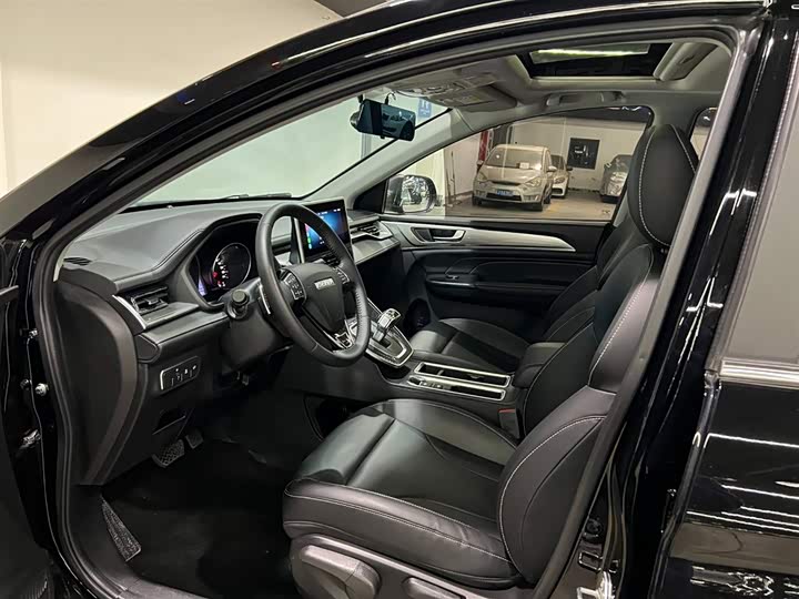 Фото 8 - Haval M6