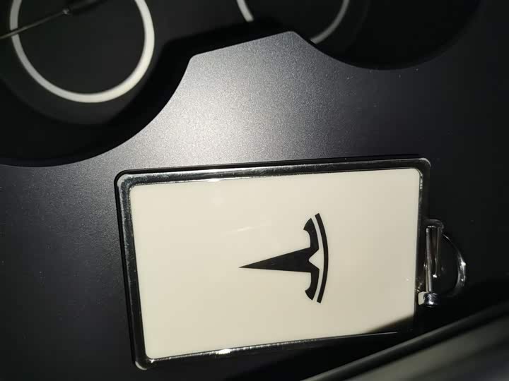 Фото 9 - Tesla Model Y