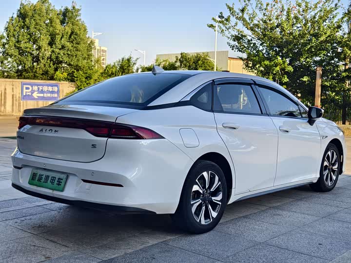 Фото 7 - GAC Aion S