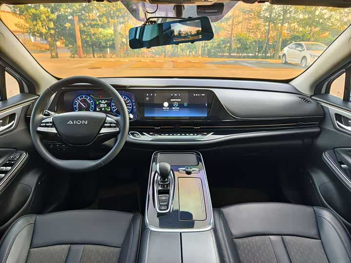 Фото 9 - GAC Aion S