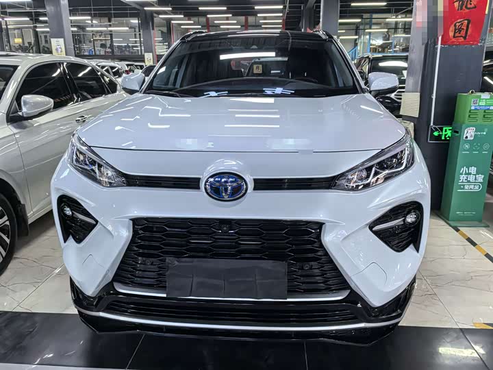 Фото 2 - Toyota Wildlander