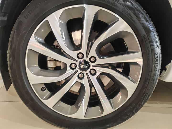 Фото 7 - Land Rover Discovery Sport