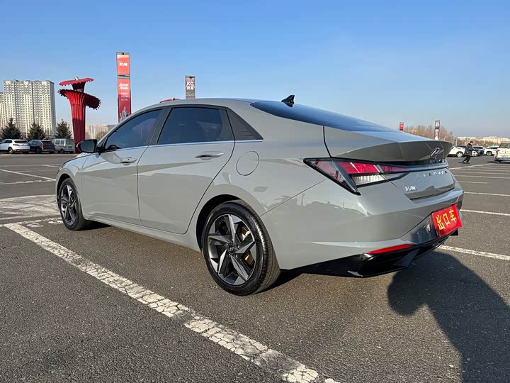 Фото 8 - Hyundai Elantra N line