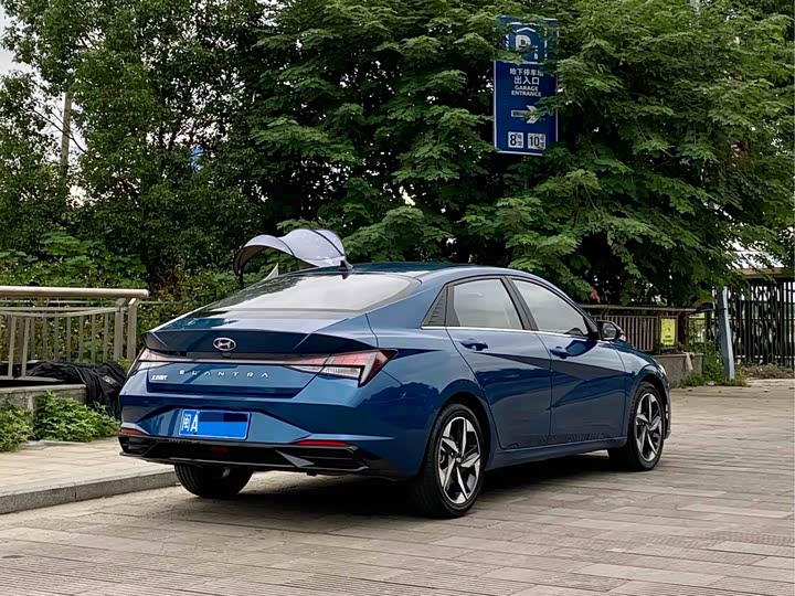 Фото 4 - Hyundai Elantra N line