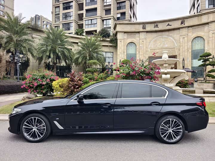 Фото 4 - BMW 5 Series