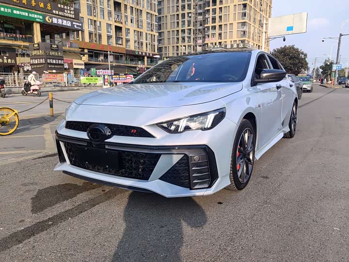 Фото 1 - GAC Trumpchi Empow R