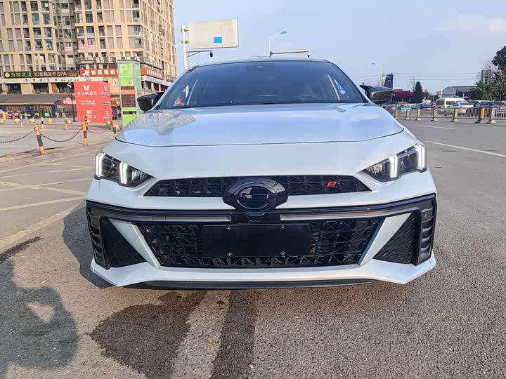 Фото 2 - GAC Trumpchi Empow R