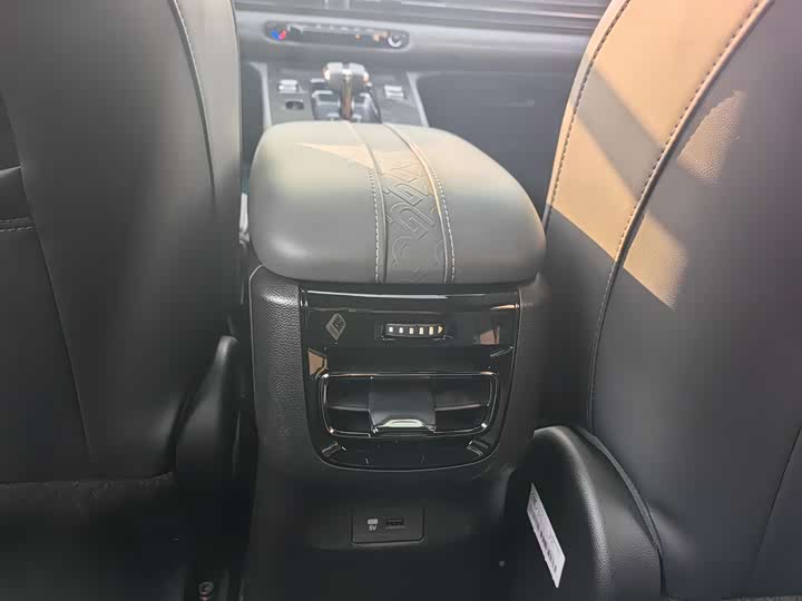 Фото 9 - GAC Trumpchi Empow R