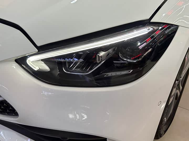 Фото 7 - Mercedes-Benz C-Class