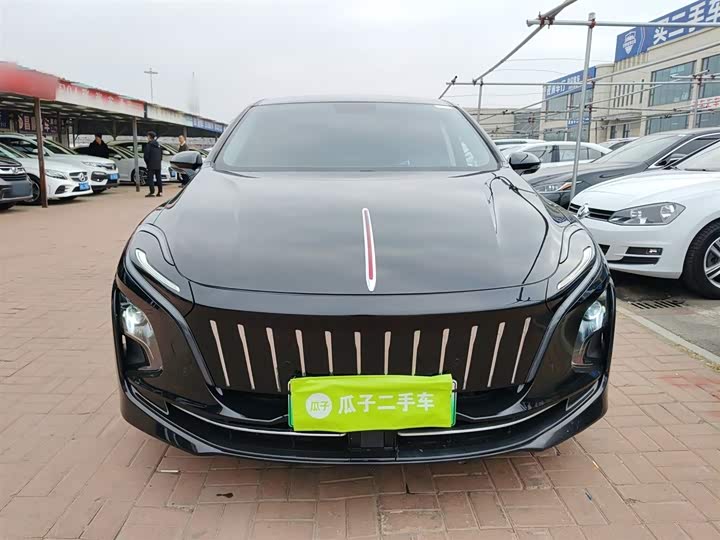 Фото 3 - Hongqi E-QM5