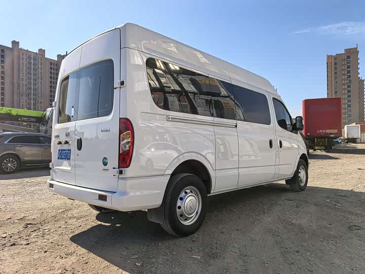 Фото 4 - Maxus V80