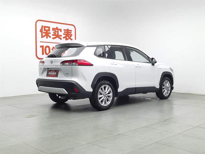 Фото 2 - Toyota Corolla Cross