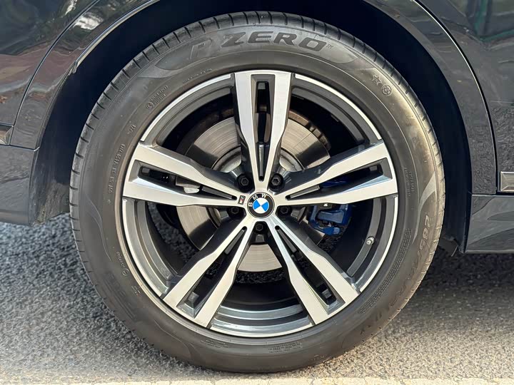 Фото 4 - BMW X7