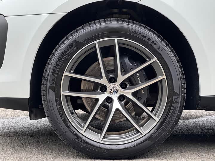 Фото 5 - Porsche Macan