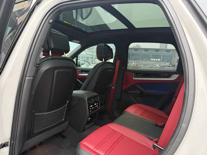 Фото 6 - Porsche Cayenne