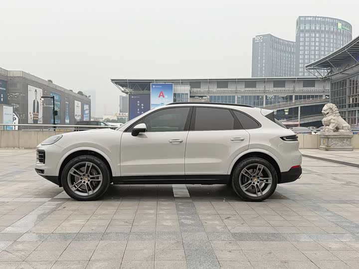 Фото 8 - Porsche Cayenne