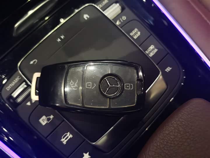 Фото 9 - Mercedes-Benz GLB-Class