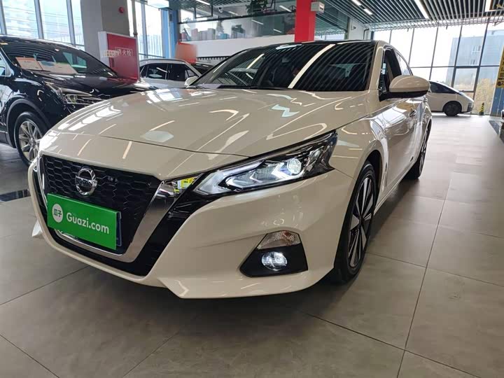 Фото 2 - Nissan Teana