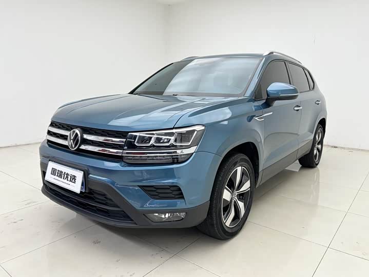 Фото 1 - Volkswagen Tharu