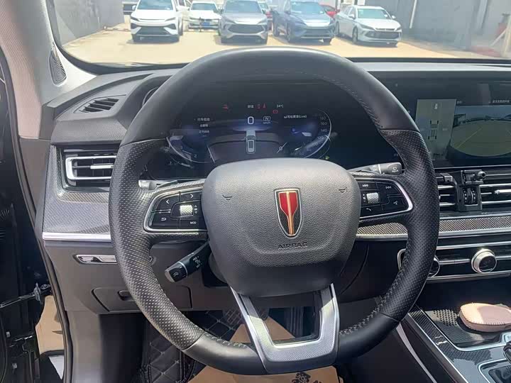 Фото 7 - Hongqi HS5