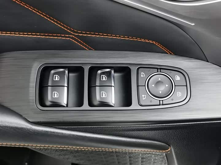 Фото 9 - Haval F7 (Monster)