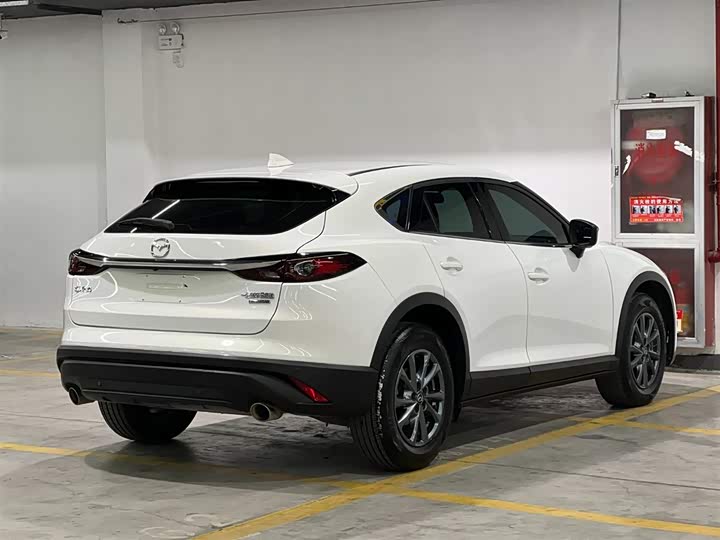 Фото 5 - Mazda CX-4