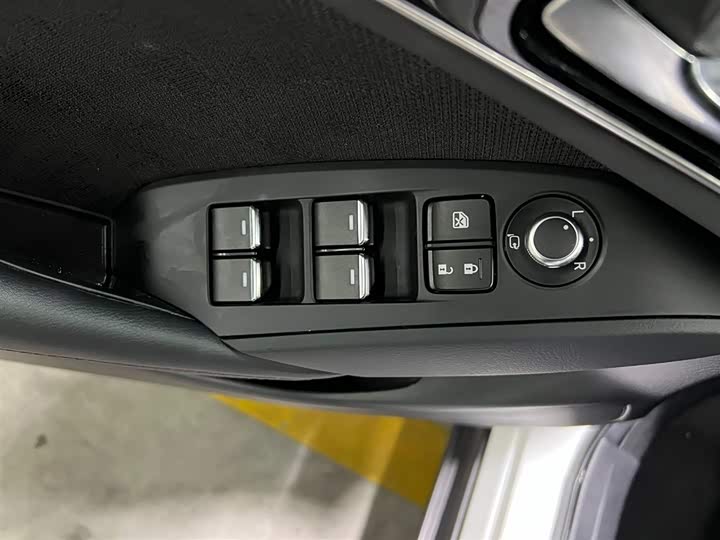 Фото 9 - Mazda CX-4