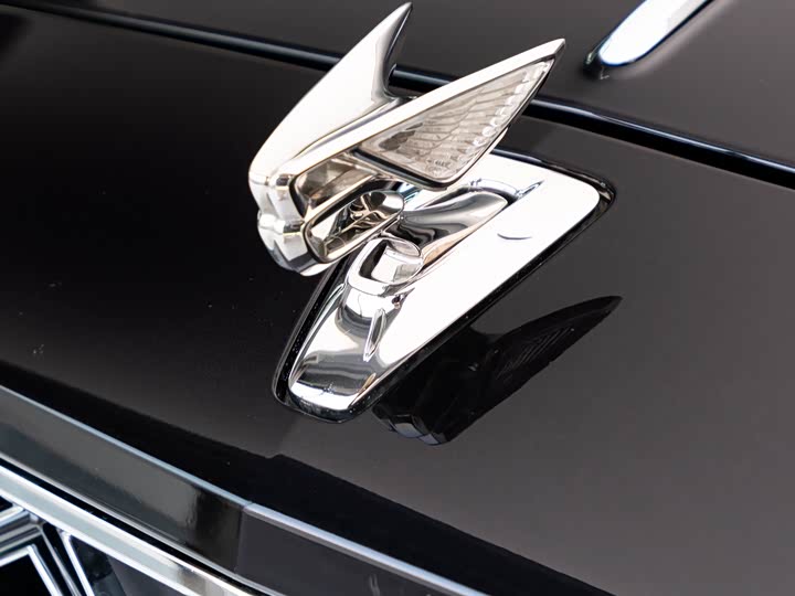 Фото 3 - Bentley Flying Spur