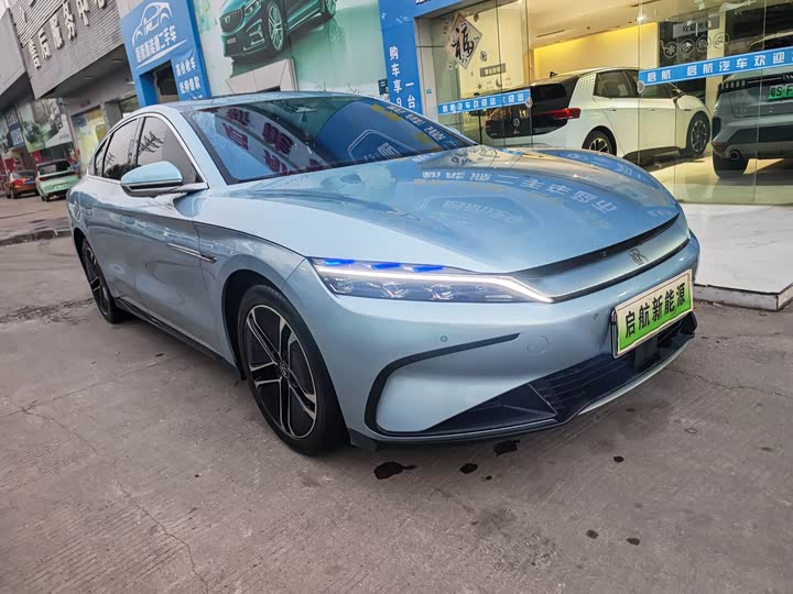 Фото 3 - BYD Han