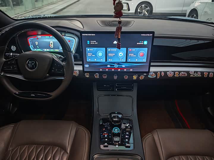 Фото 6 - BYD Han