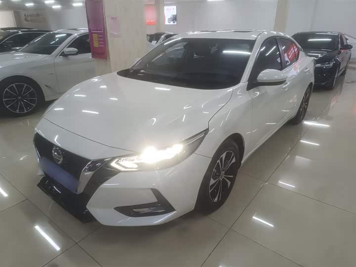 Фото 2 - Nissan Sylphy