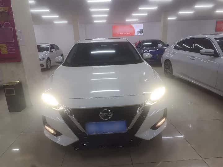 Фото 3 - Nissan Sylphy