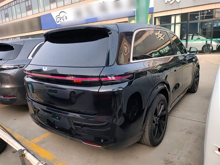 Фото 7 - LiXiang L8