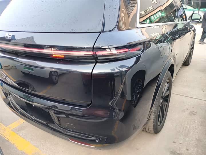 Фото 8 - LiXiang L8