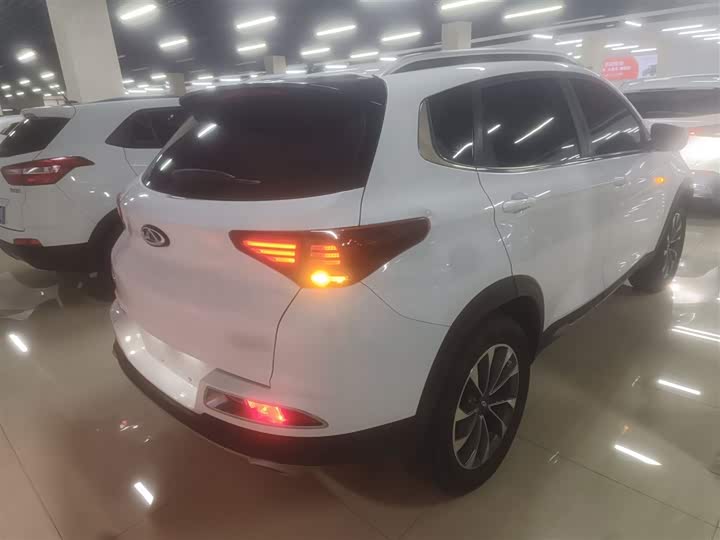 Фото 7 - Chery Tiggo 7