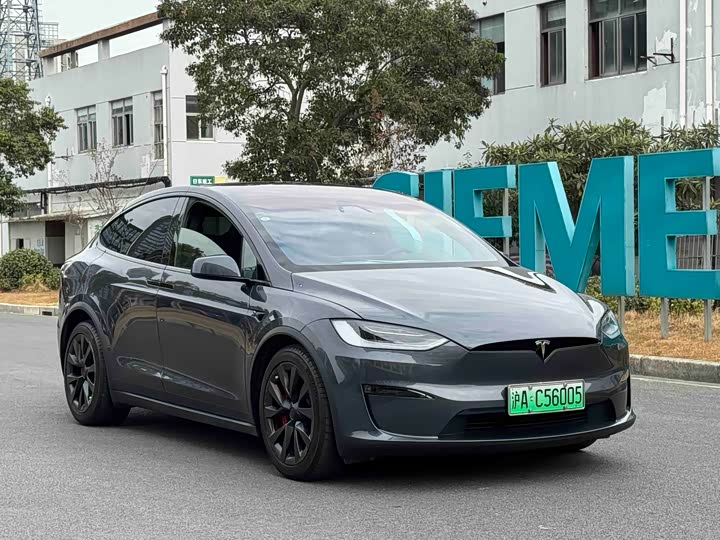 Фото 3 - Tesla Model X