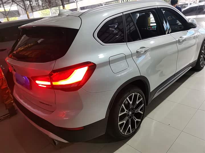 Фото 7 - BMW X1