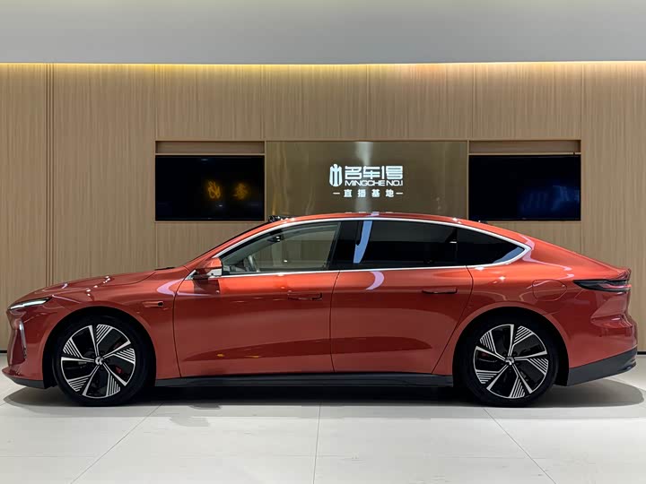 Фото 3 - Nio ET7