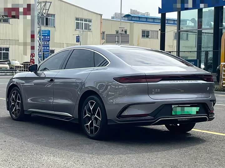 Фото 8 - BYD Han