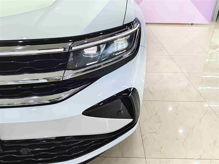 Фото 7 - Volkswagen Talagon