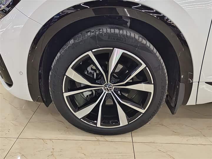 Фото 8 - Volkswagen Talagon