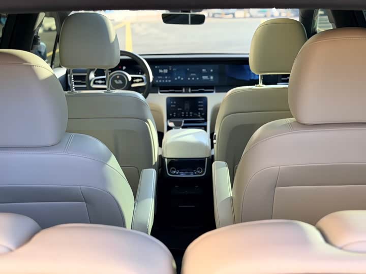 Фото 9 - LiXiang One