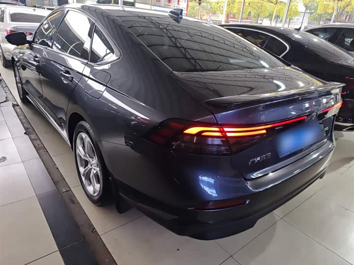 Фото 5 - Honda Accord